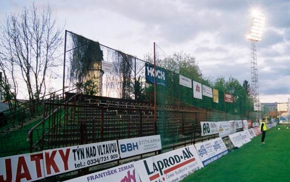 Stadion na Støeleckm Ostrov - Gesperrte Hintertorseite