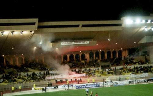Stade Louis II - Heimfans